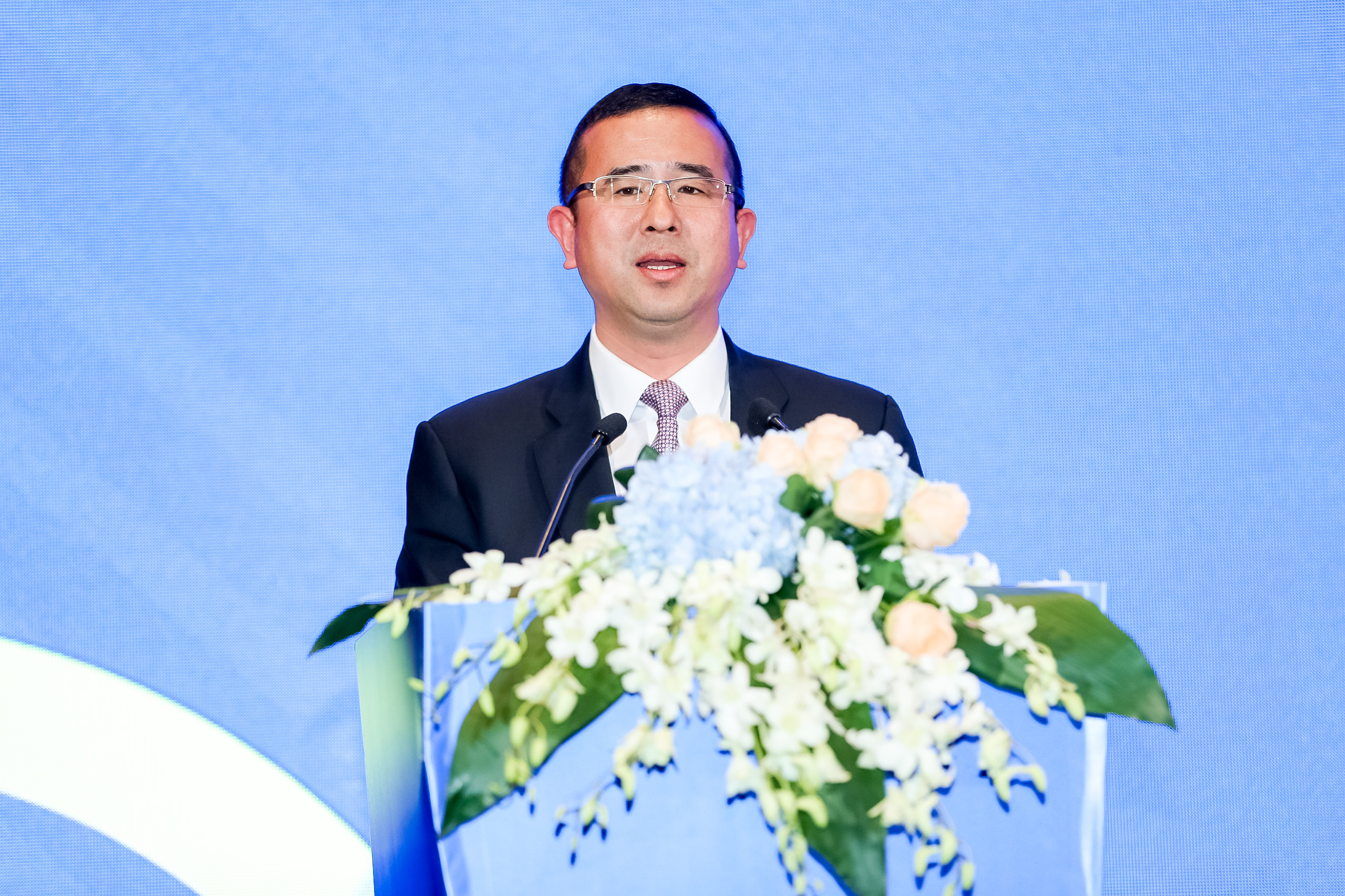 ��������ɭ��ǩ���װ���ϴ��л������ܲü��ܾ����߹�����